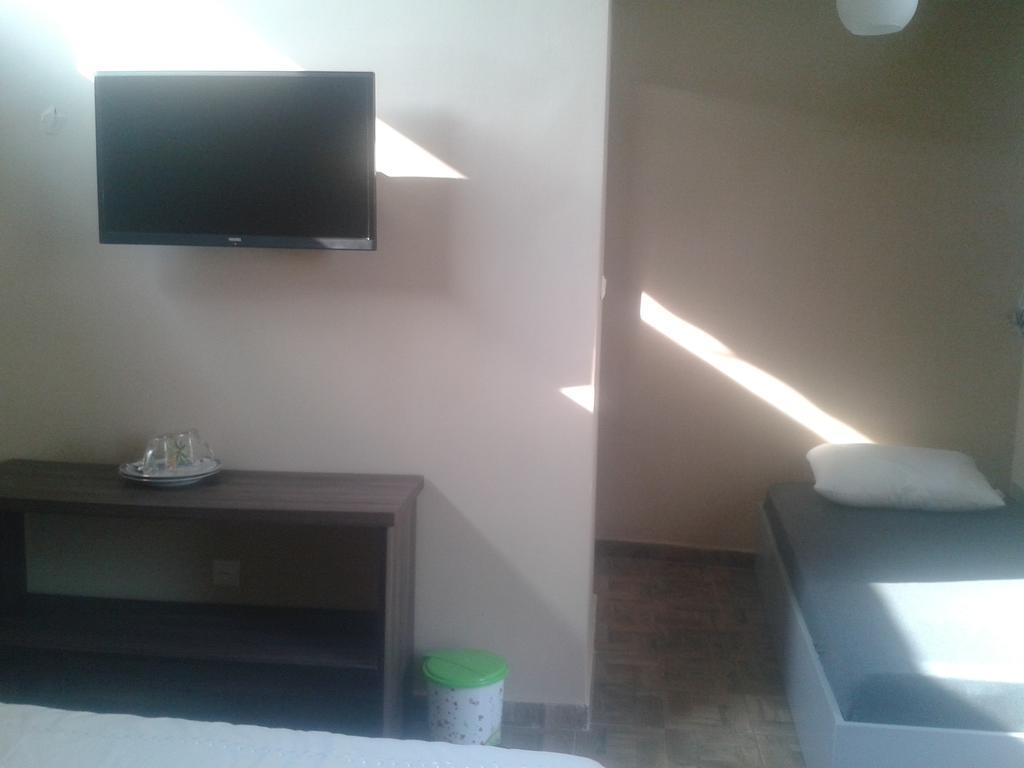 Maxim Mini Hotell Batumi Rum bild